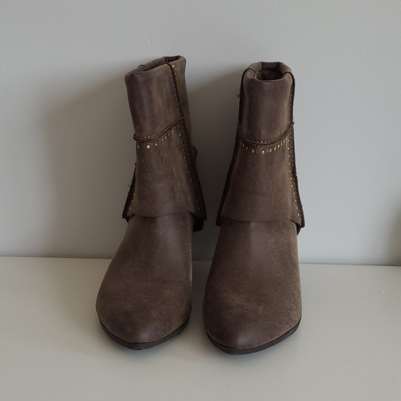 FERGIE Gold Tone Studded Faux Leather Pointed Toe Heeled Boots - Picture 3 of 15